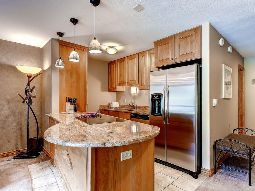 copper junction cozy condo by vacasa https://www.vacasa.com/unit.php?unitid=1562 photo