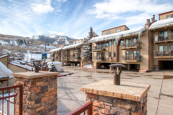 snowmass mountain vacation condos photo