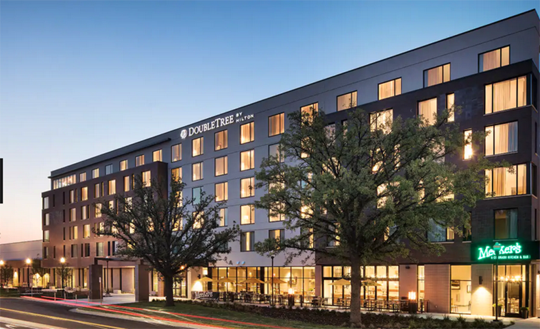 doubletree by hilton greeley at lincoln park photo