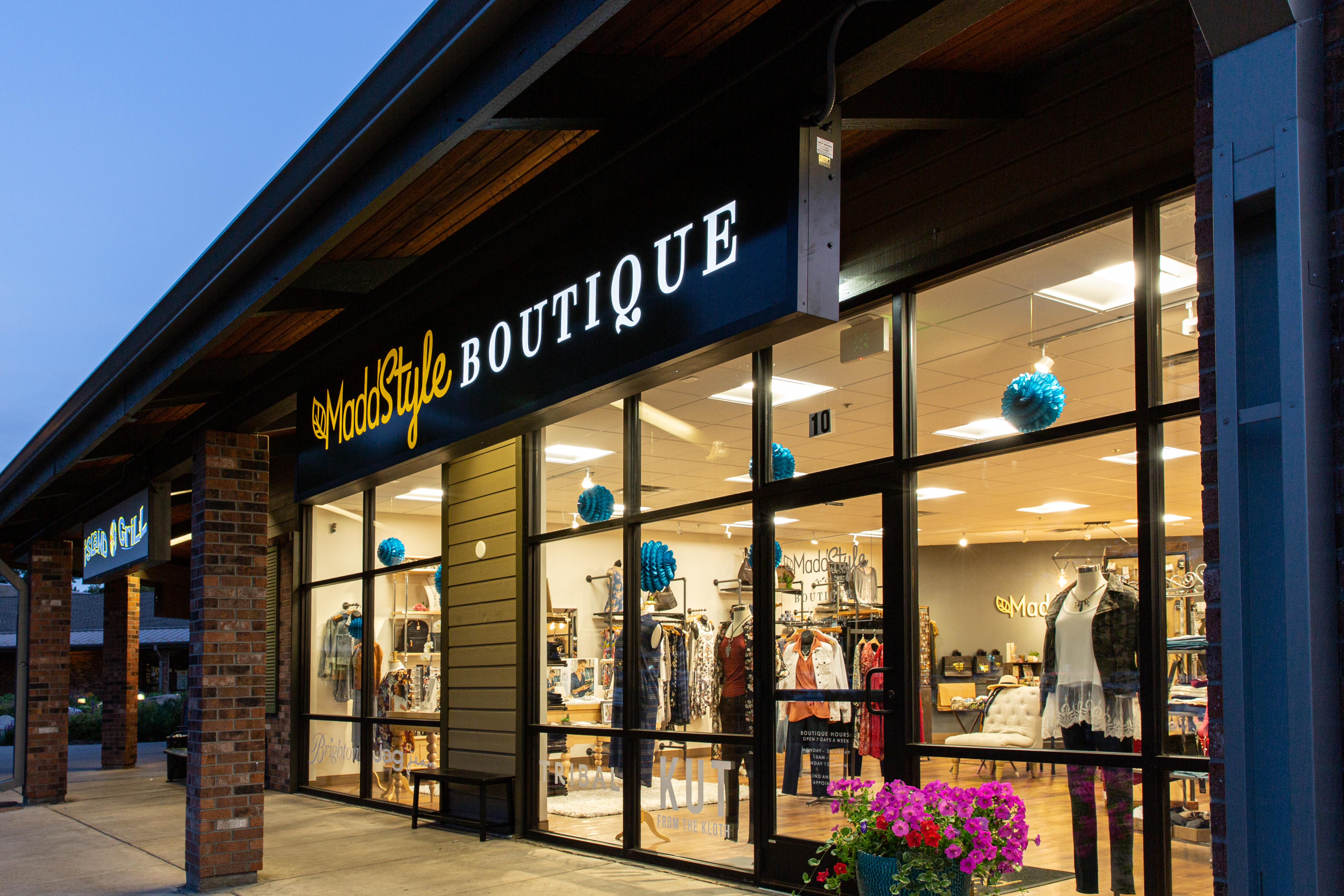 shopping in scotch pines village photo