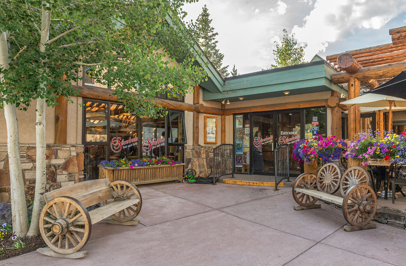 silverheels bar & grill in frisco photo