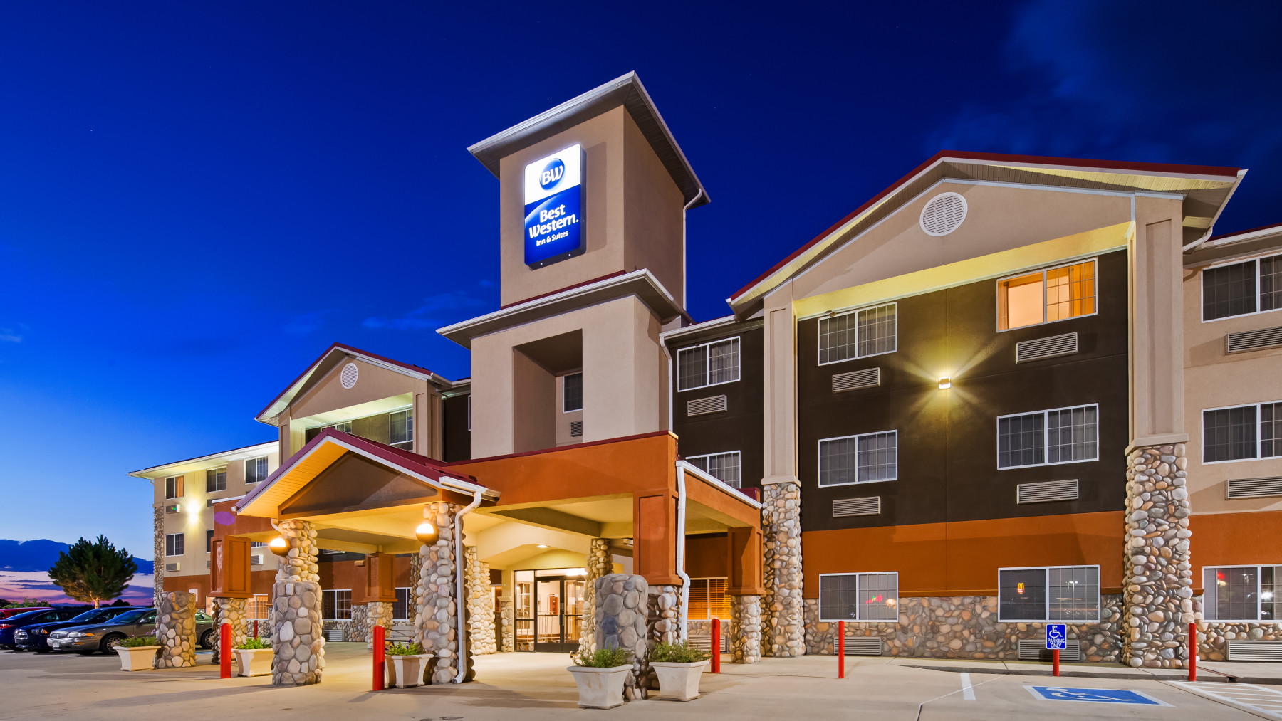 best western firestone inn & suites photo