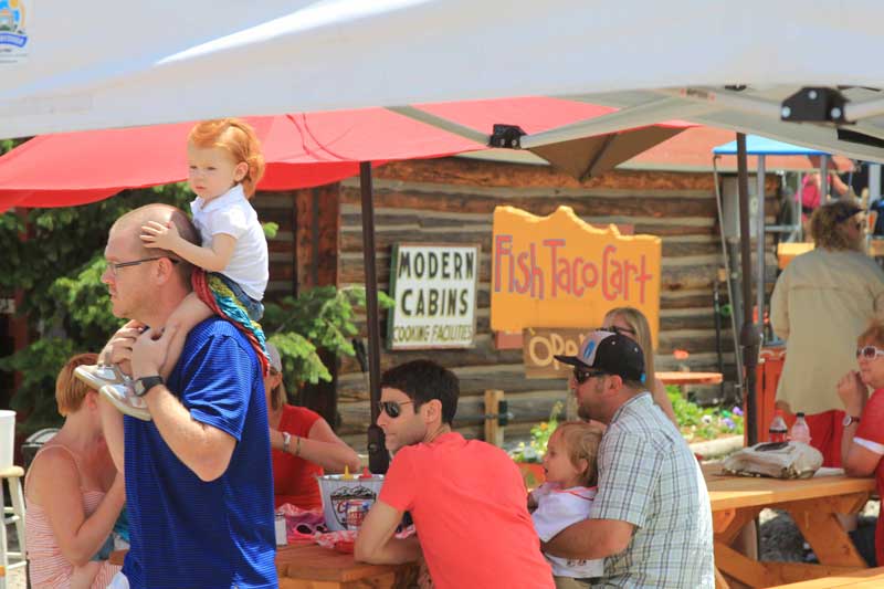 foote's rest outdoor dining area photo