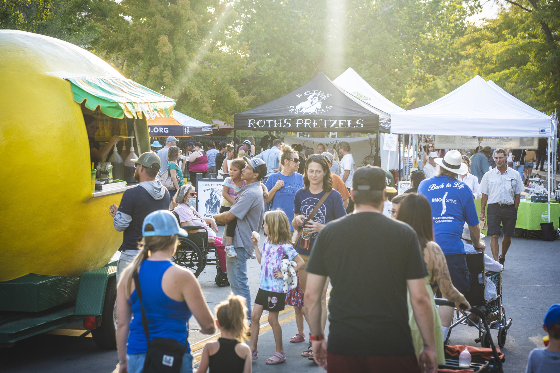 market on main farmers market. photo by devon balet photo 4