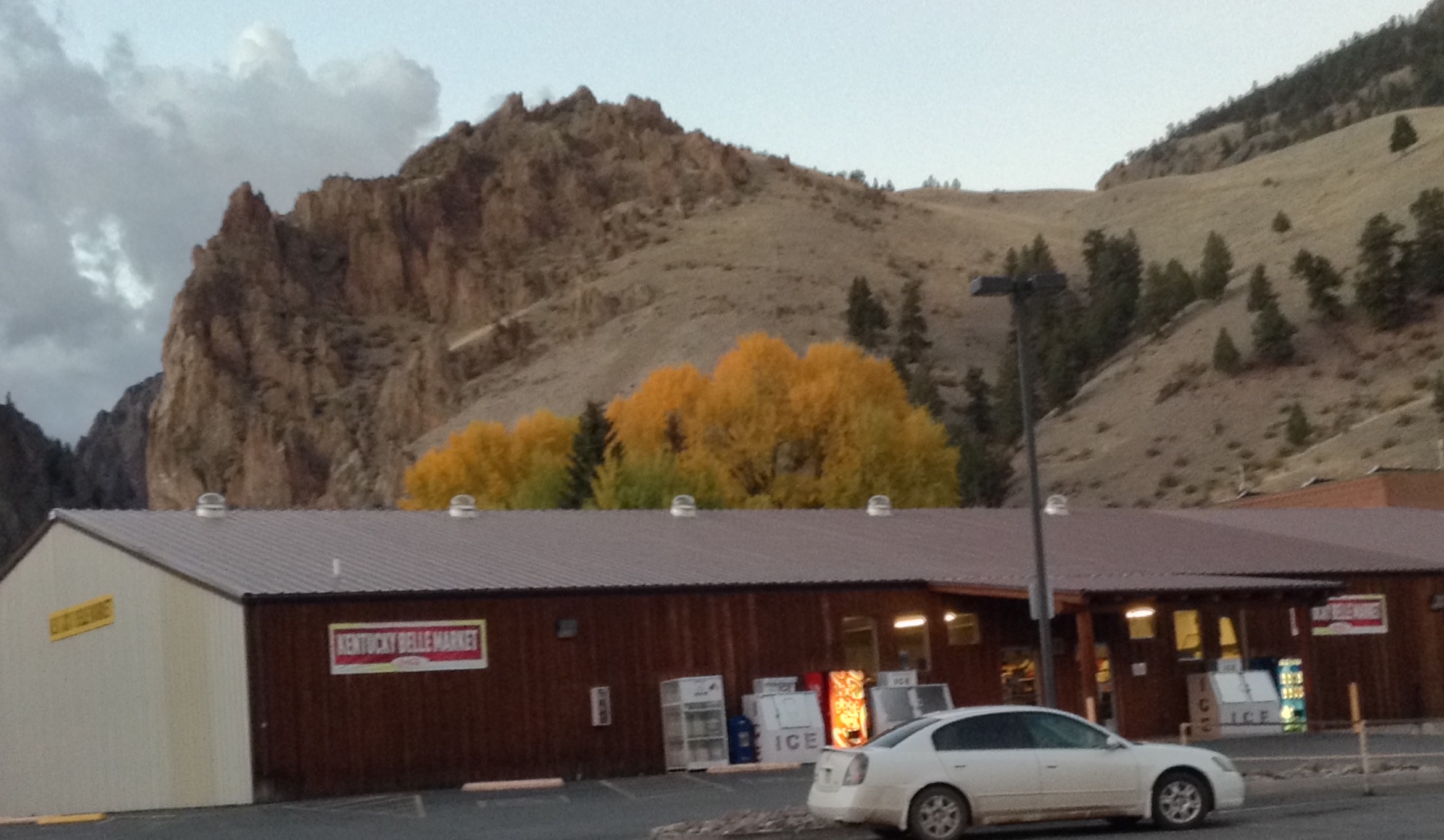kentucky belle market, creede, colorado, fall photo