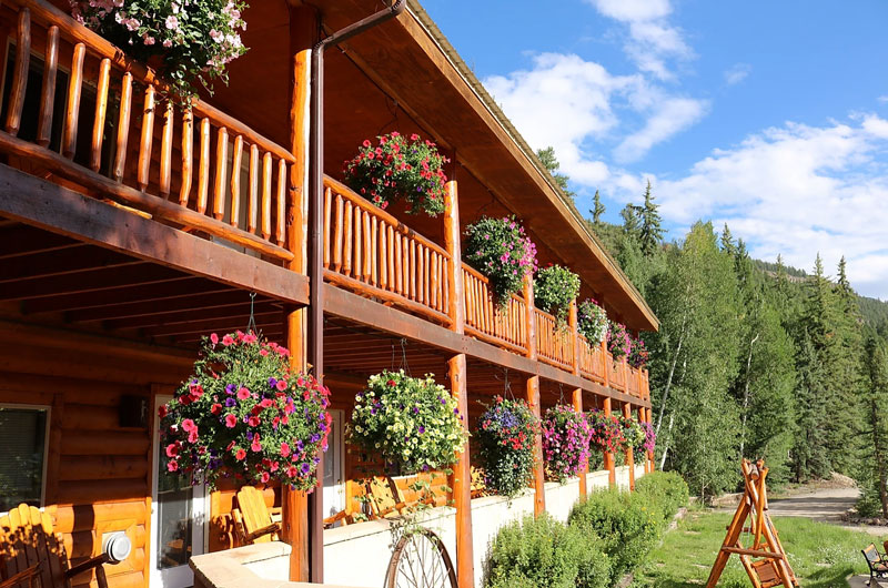 inn at the lake photo