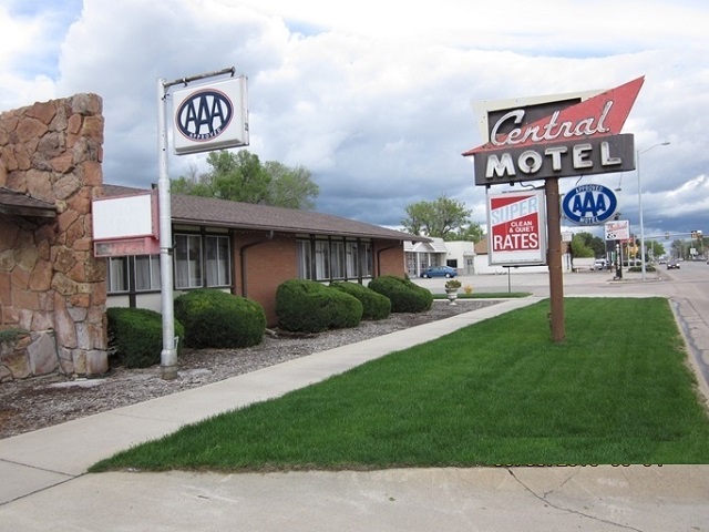 central motel fort morgan colorado photo