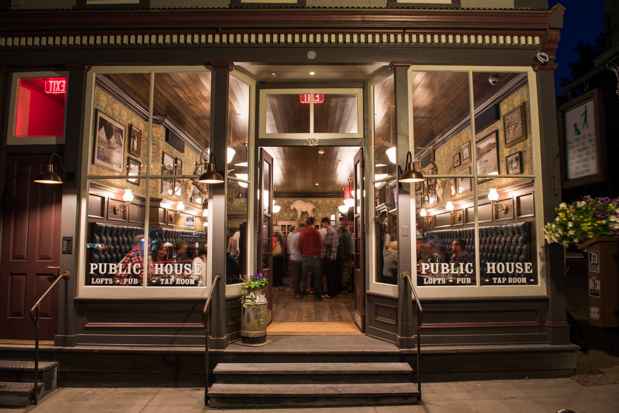 the public house photo