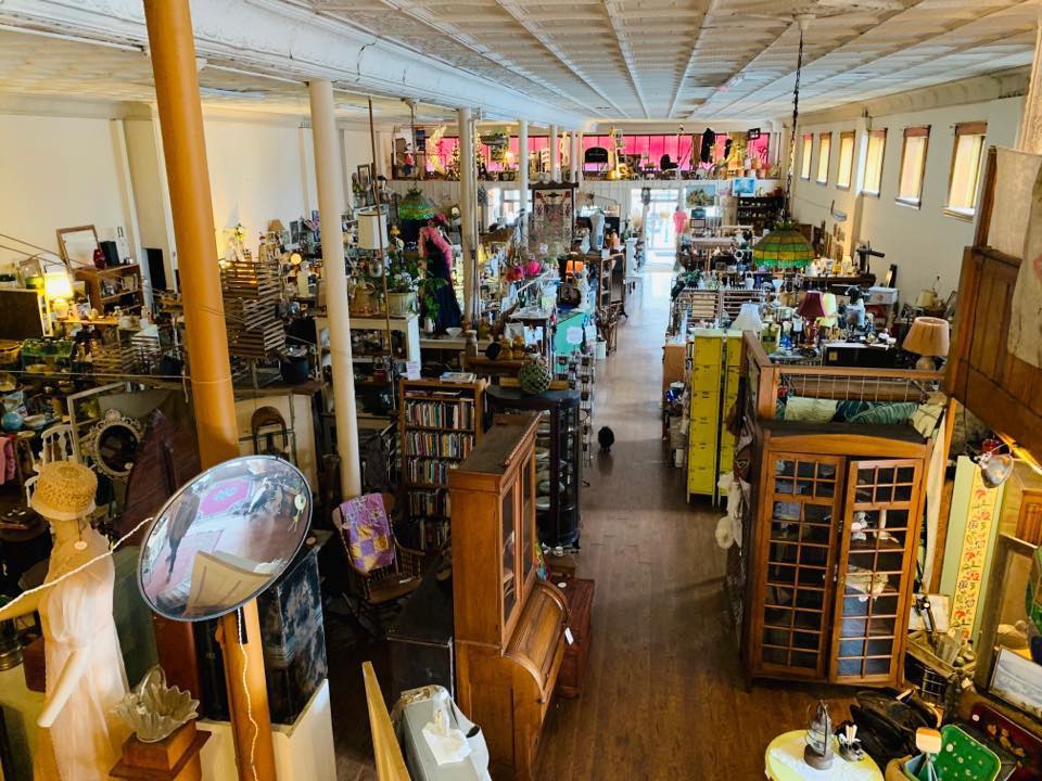 4th and main exchange photo