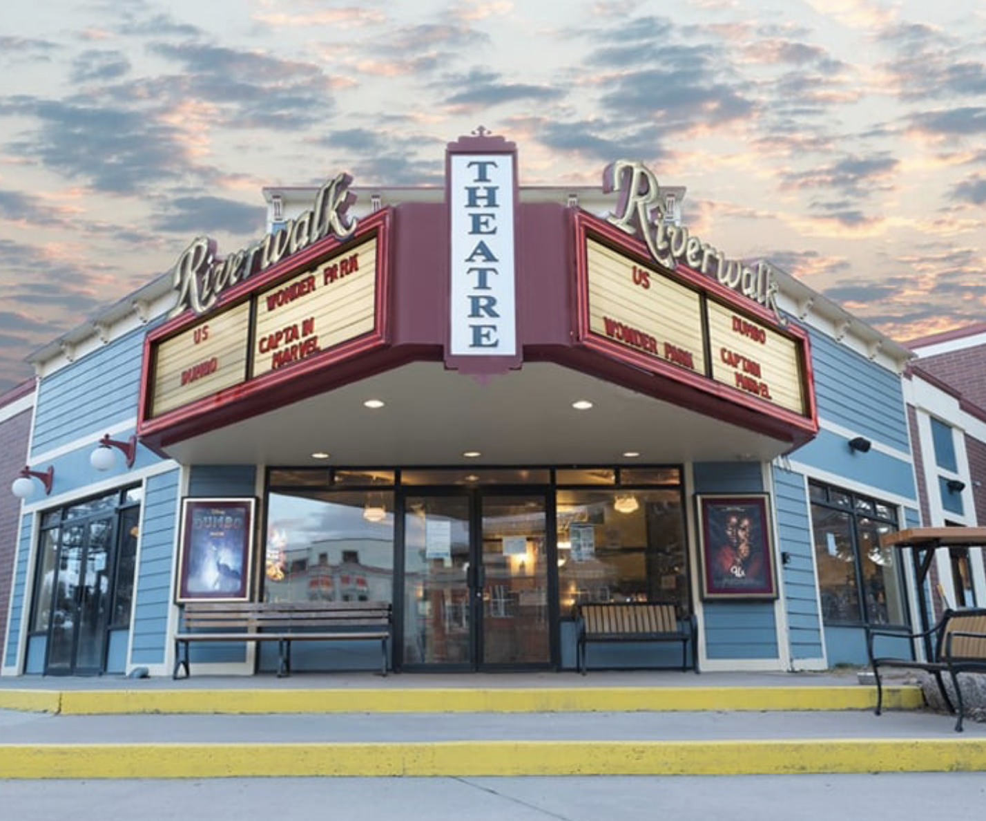 riverwalk theater photo