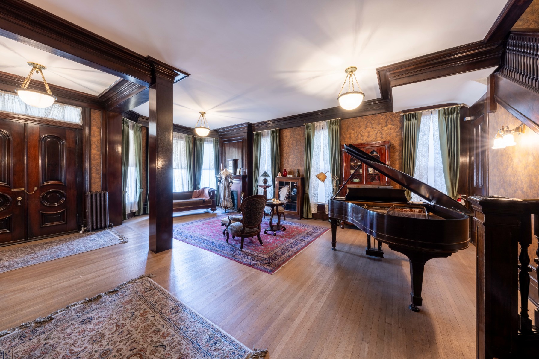 tour the historic house at the center for colorado women's history photo