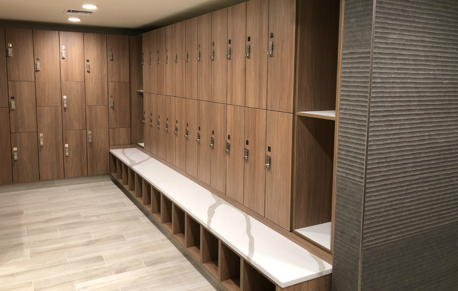 locker rooms photo 20