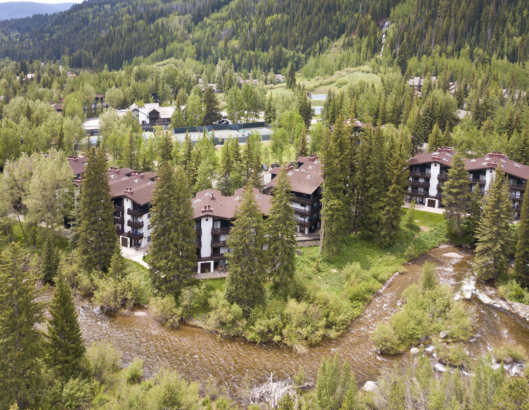 condos along gore creek at the vail racquet club moutain resort photo 4