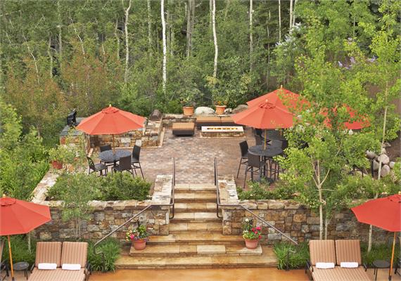 bbq patio area photo 2