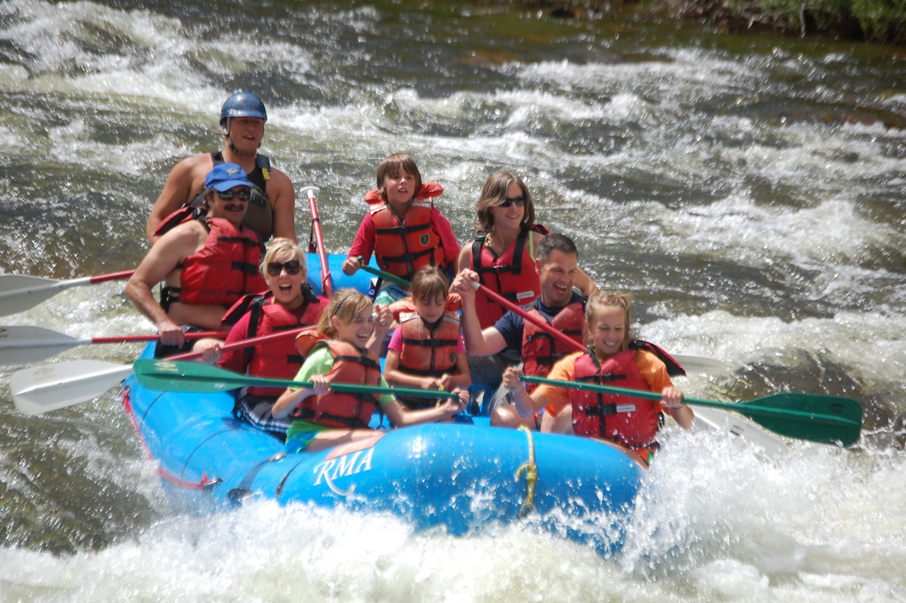 family raft trip photo 4