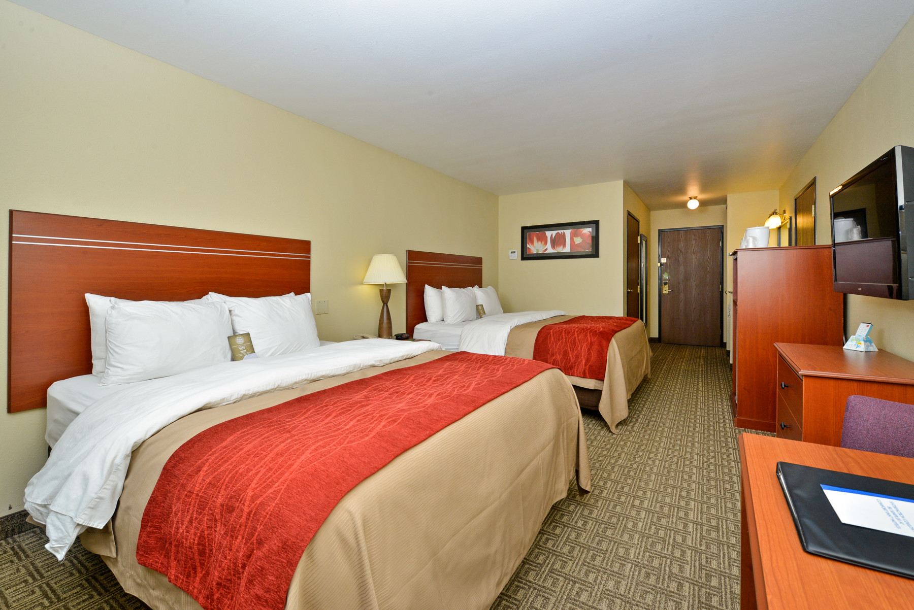 2 queen beds standard room photo 4