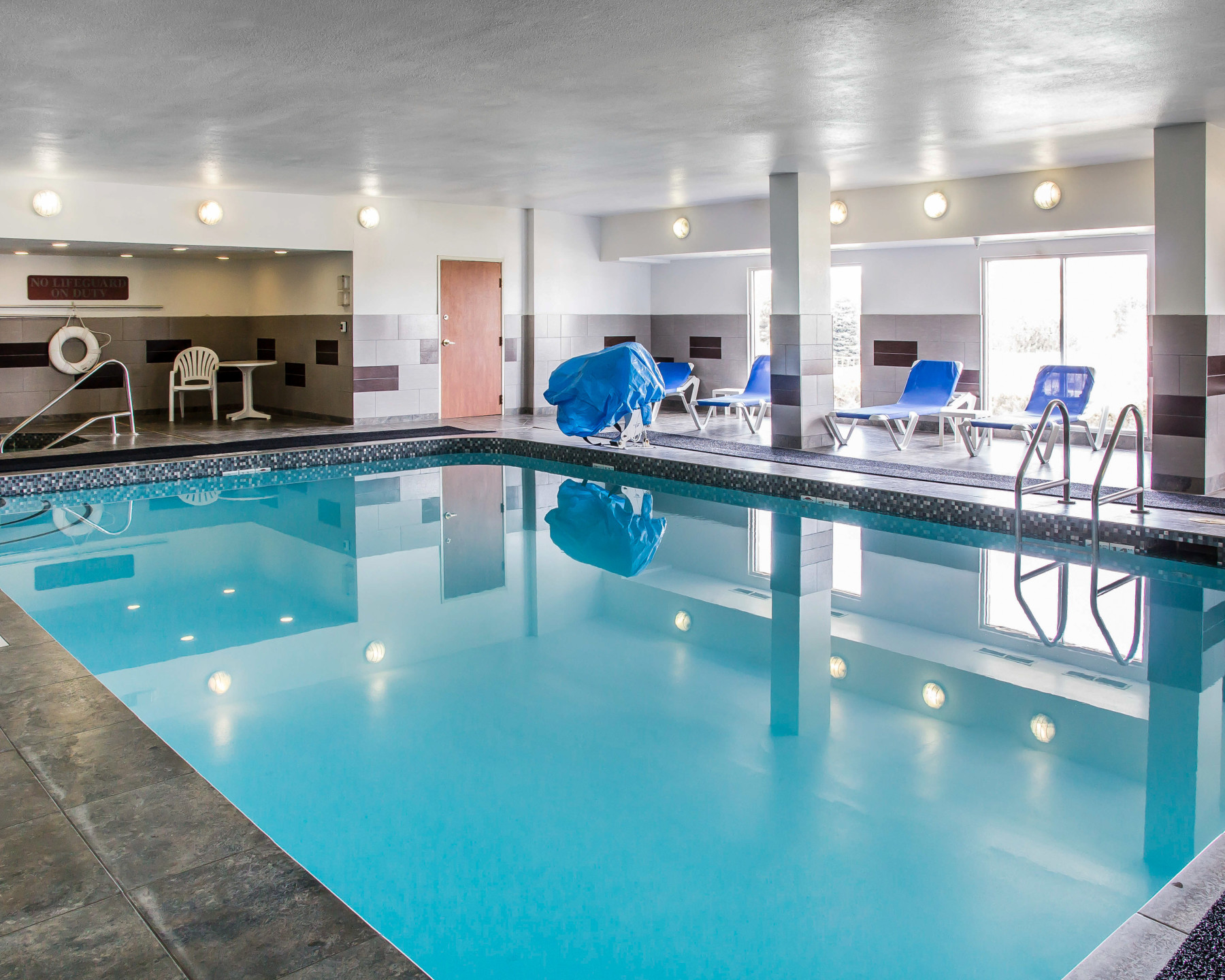 indoor pool photo 8