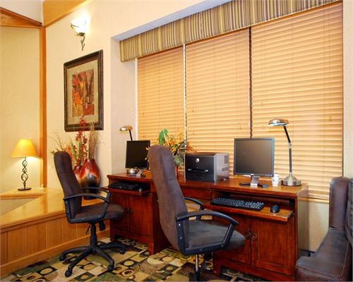 lobby computer center-free wifi throughout photo 6