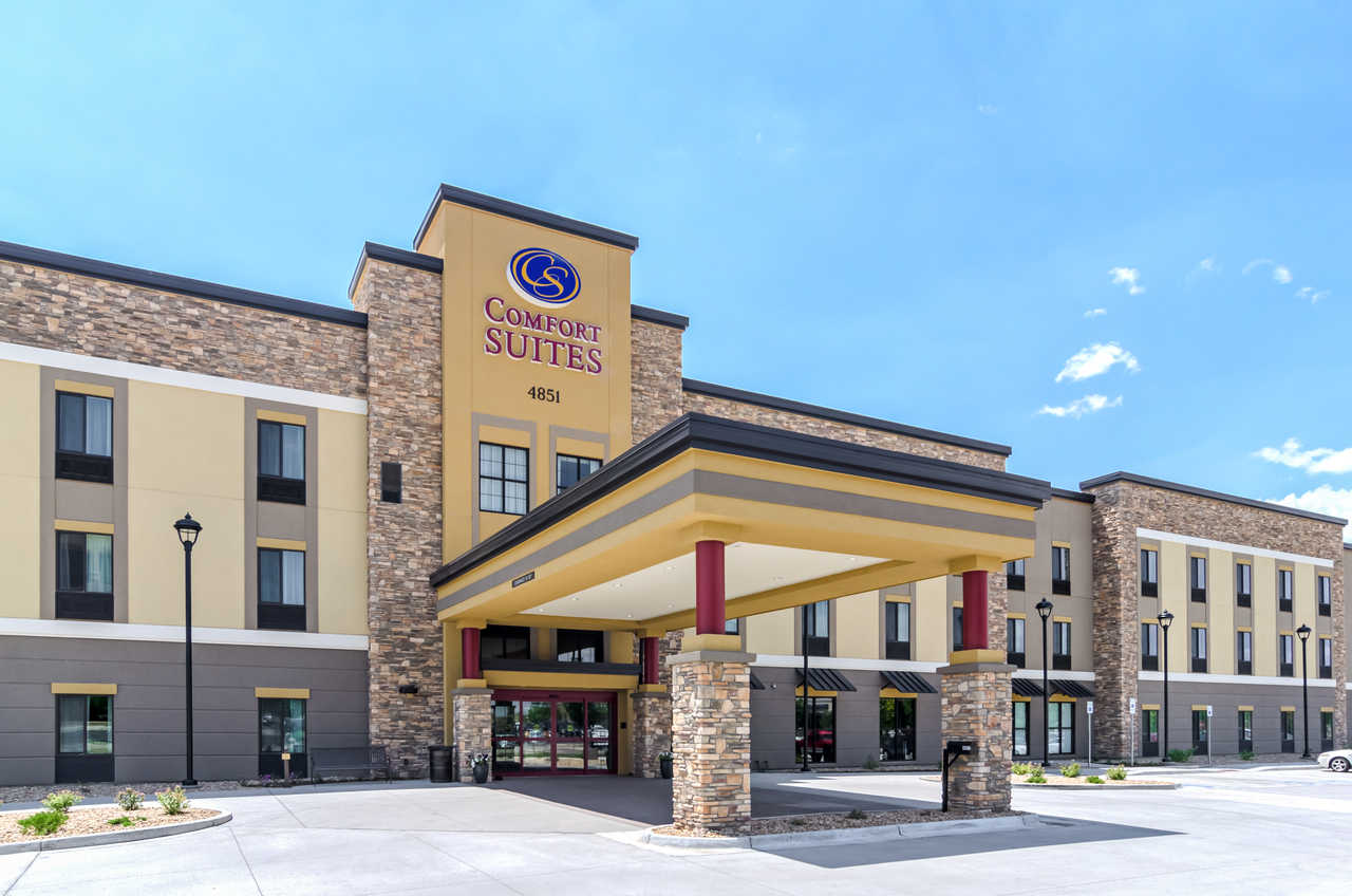 comfort suites - loveland photo
