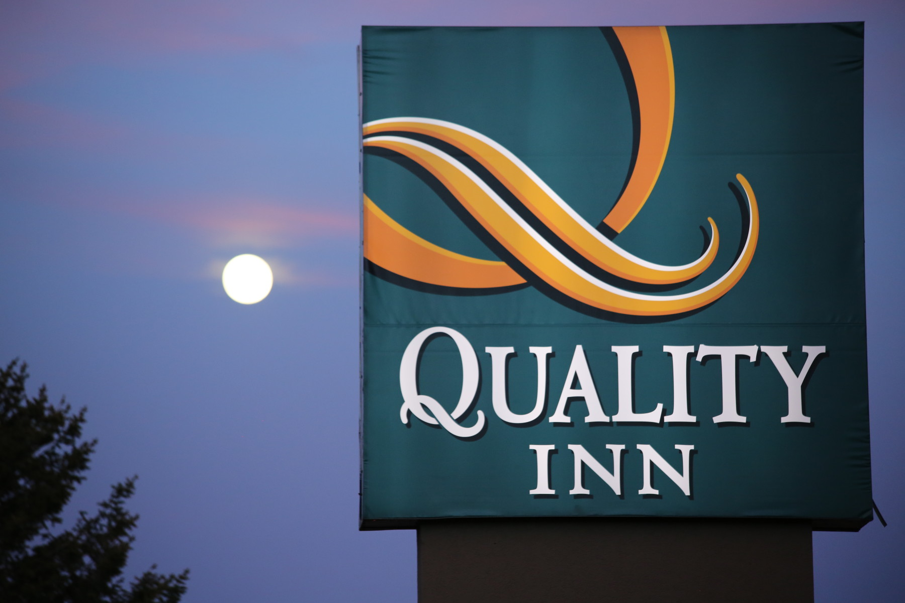 moon rising over estes park photo 17