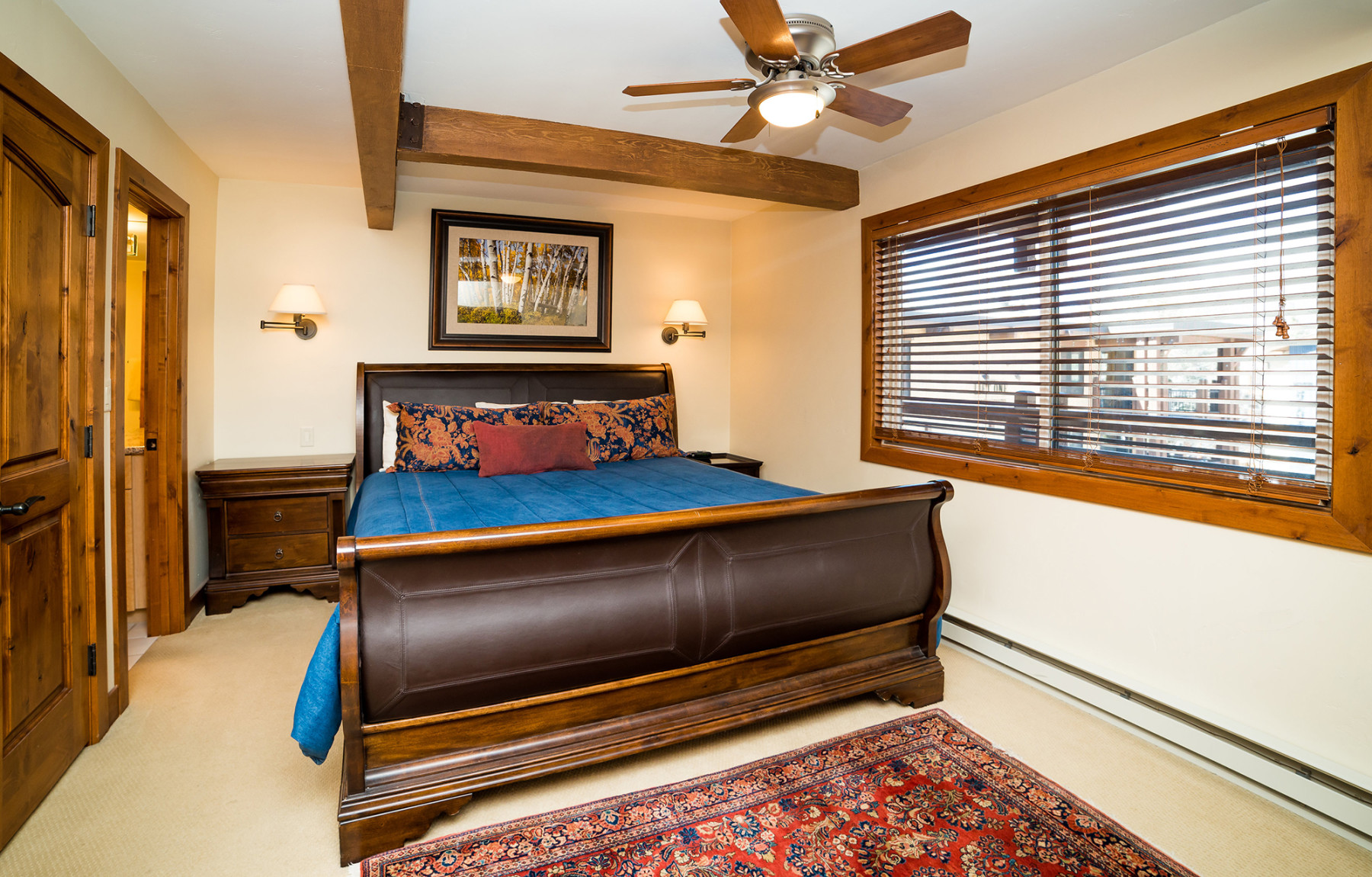 lift one condominiums photo 5