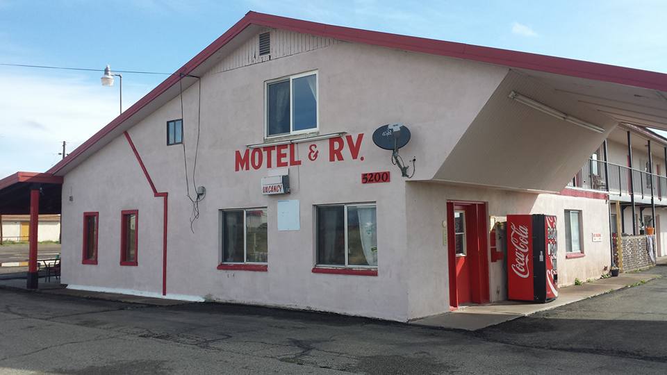 narrow gauge railroad inn photo