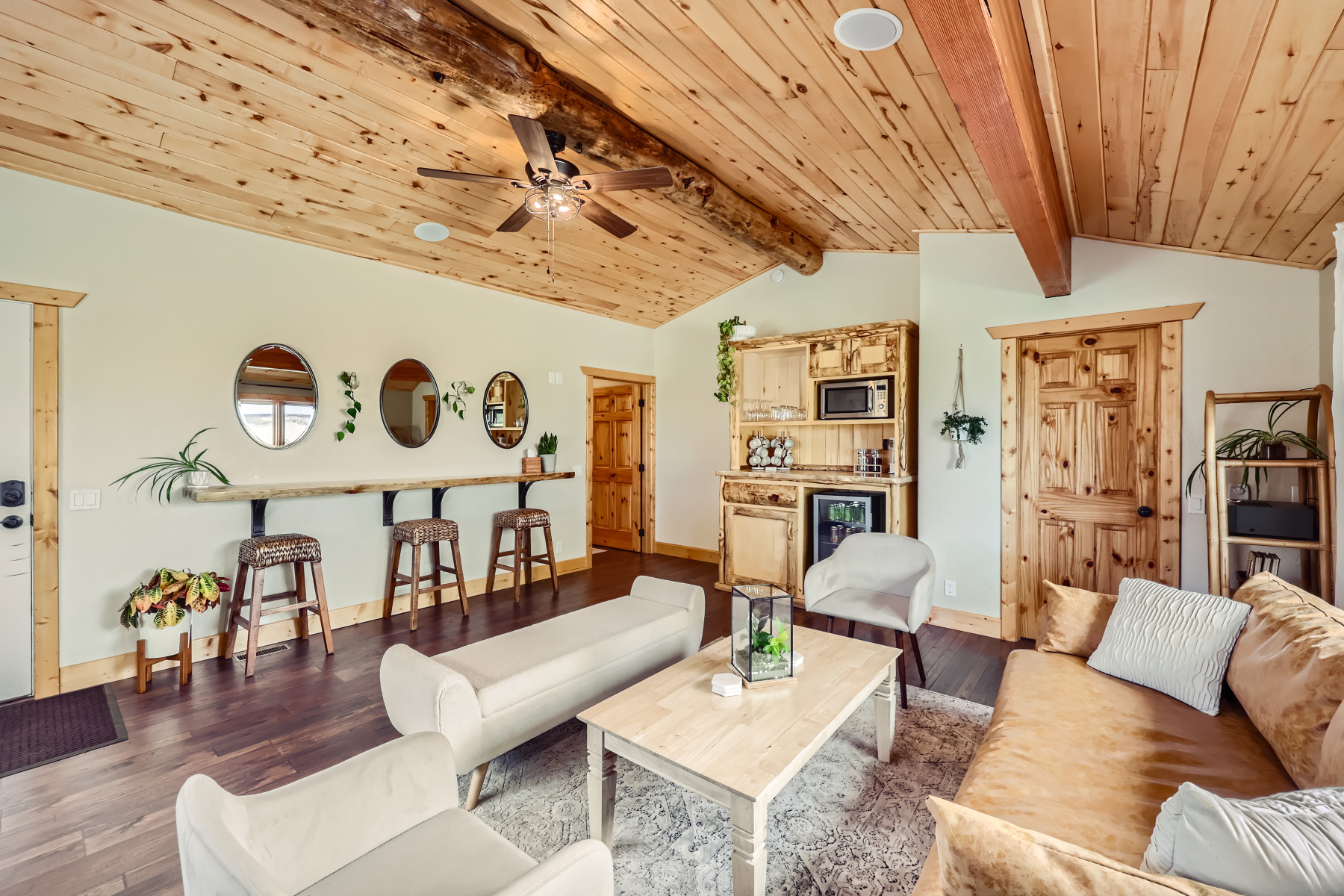 aspen house pikes peak suite photo 8