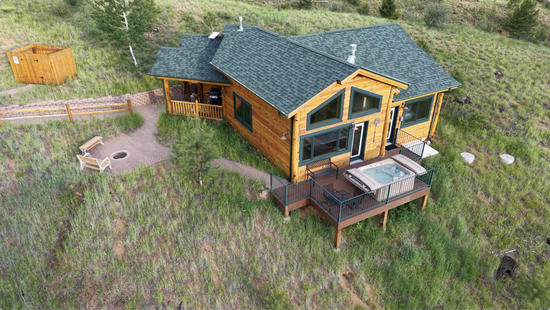 bear den cabin & hot tub photo