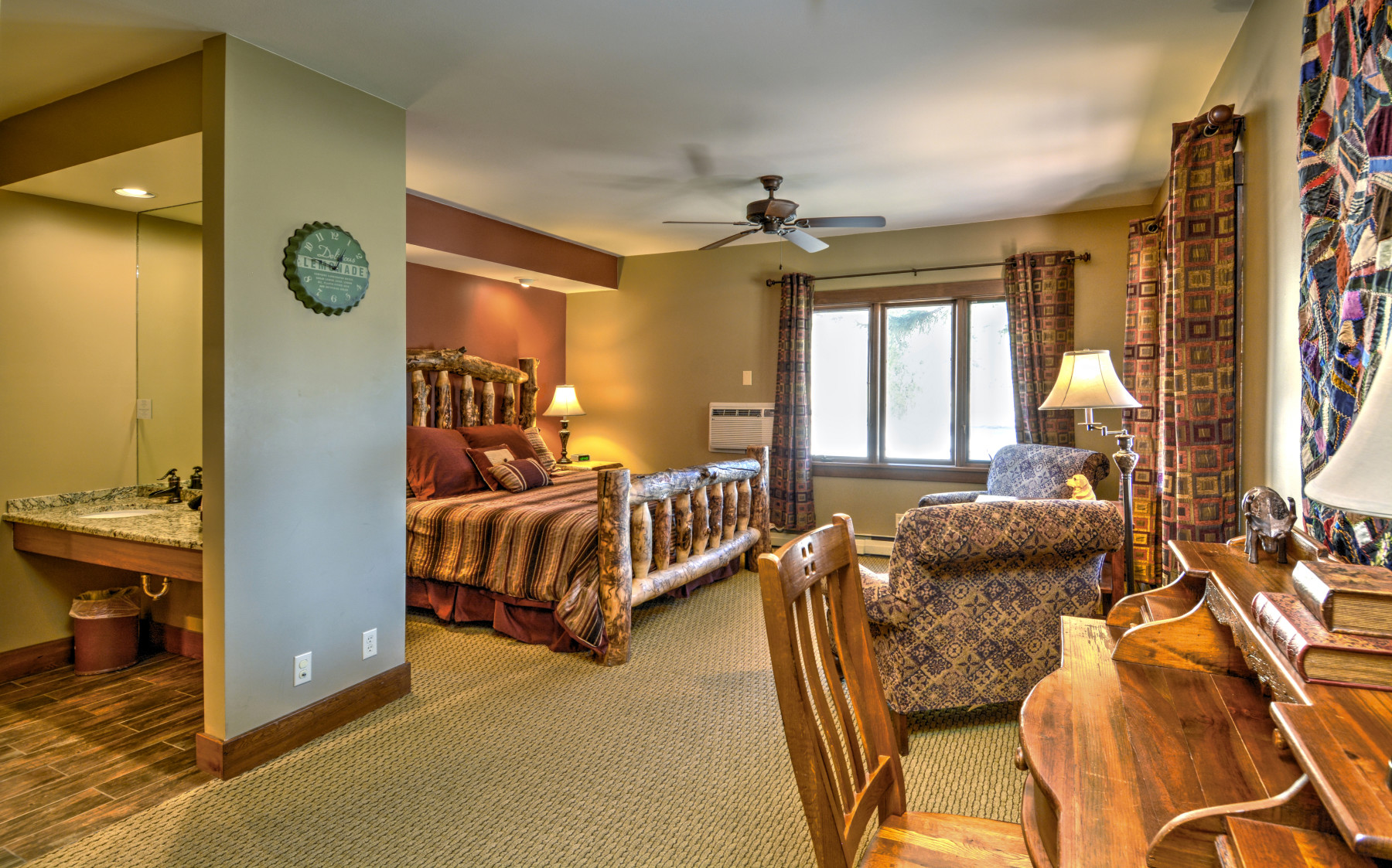 overnight lodging - eagles nest 2 photo 10