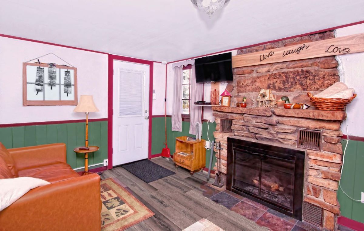 cabin 3, milky way photo 11