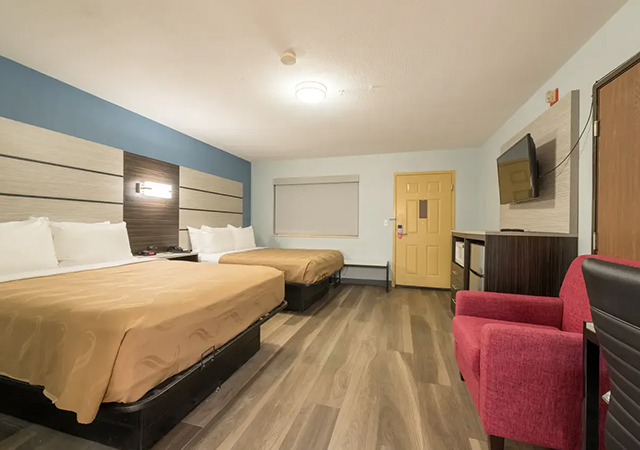 quality inn & suites - manitou springs at pikes peak photo 2