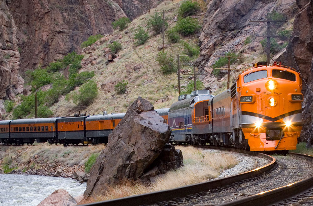 scenic train trips colorado