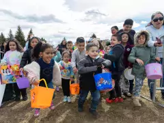 avon egg hunt photo