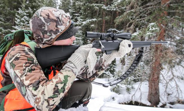 Hunter lines up shot