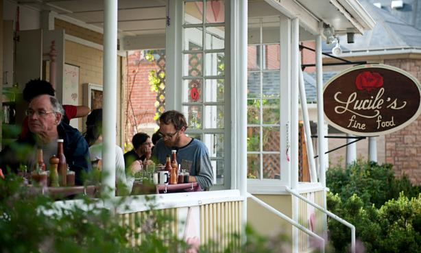 People eating brunch at Lucile's in Boulder
