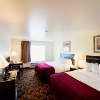 quality inn & suites in limon photo