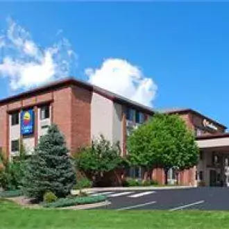 comfort inn aurora photo