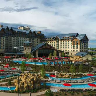 gaylord rockies summer photo