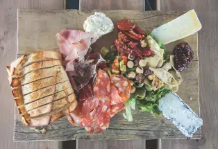 Snack on Il Rifugio's Meat Plate