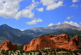 A view of Pikes Peak and Garden of the Gods Park