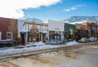 Winter on Pearl Street