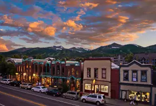 Experience endless sunshine, cooler temps, a charming Main Street.