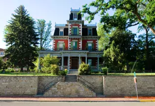 Bloom Mansion in Trinidad