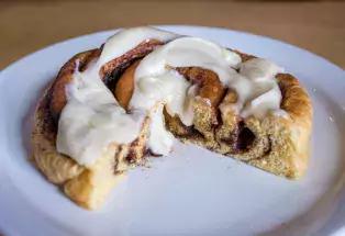 Cinnamon Roll at Mesa Lakes Lodge