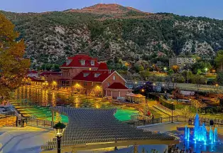 Glenwood Hot Springs Resort