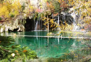Fall color at Hanging Lake