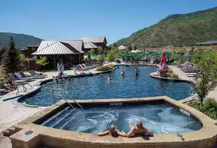 The family pool at Iron Mountain Hot Springs