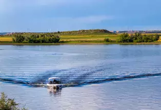 Boating at North Sterling State Park