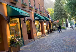 Shopping the boutiques of Aspen