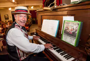 Glenwood Springs Vaudeville Revue